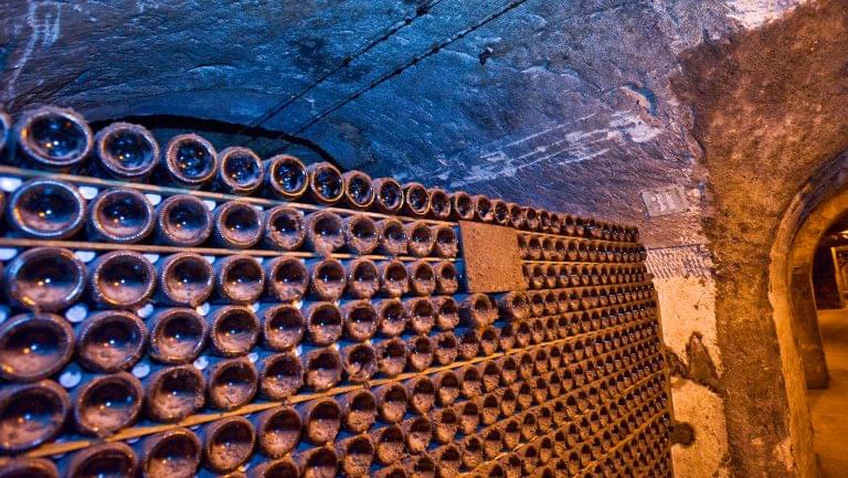 wine library underground